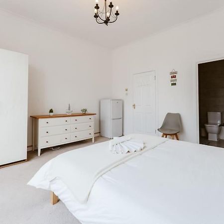 Spacious Ensuite Room Near Top Tourist Attractions London Ngoại thất bức ảnh